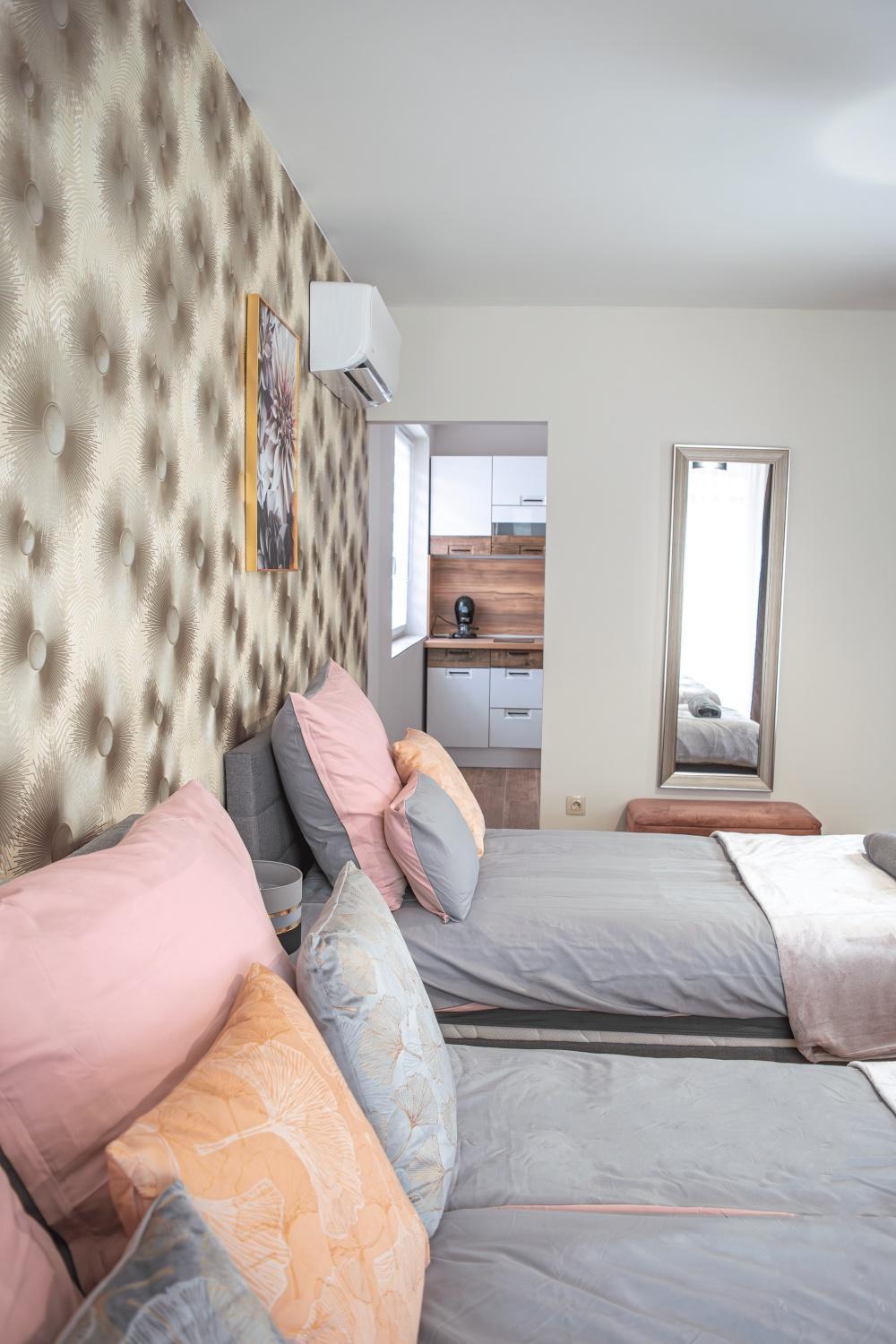 Oazis Tapolca Apartman Miskolc Dış mekan fotoğraf